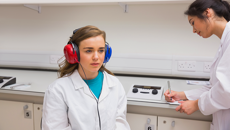 Riscos de não fazer um teste auditivo